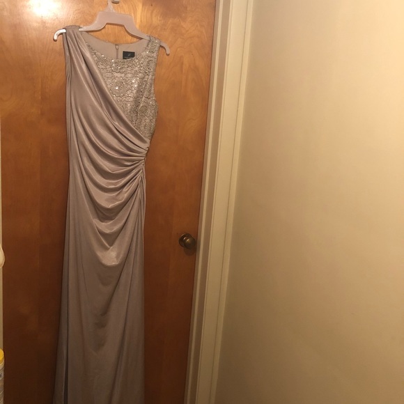 Adrianna Papell Formal Dress - Picture 2 of 4